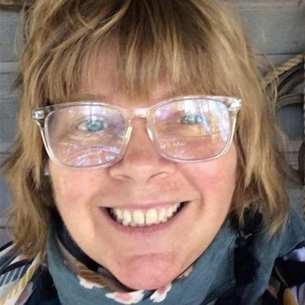 Meet your Posher, Kendra
